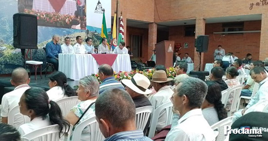 Entregan títulos de propiedad a campesinos en Popayán