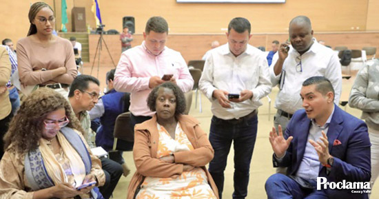 Gobernador-y-alcaldes-del-Cauca-priorizan-proyectos-para-presentarlos-al-DNP4-1.jpg
