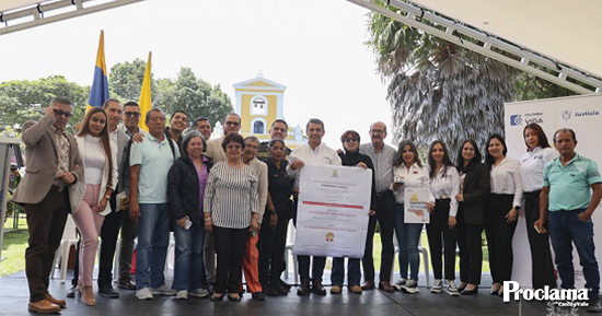 Popayan-recibio-titulos-de-propiedad-de-19-predios-de-parte-de-la-SNR-1.jpg