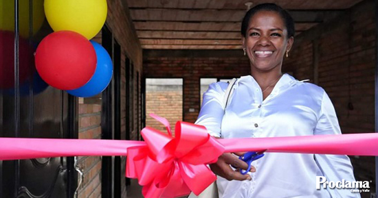 Entregan-viviendas-nuevas-a-familias-de-Mercaderes-en-Cauca2-1.jpg