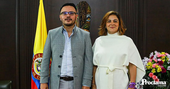 Juan-Felipe-Harman-director-de-la-Agencia-Nacional-de-Tierras-junto-a-la-MinAgricultura-Jhenifer-Mojica-Foto-Burbuja-Politica-1.jpg