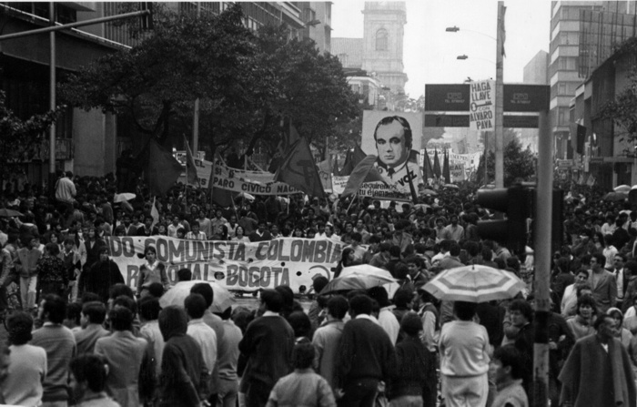 Es-el-Fascismo-una-amenaza-para-Colombia-2.jpg