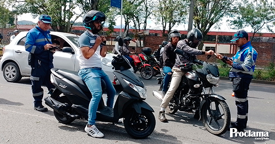 Con-nuevos-agentes-de-tránsito-se-hace-cumplir-normatividad-vial Con-nuevos-agentes-de-tránsito-se-hace-cumplir-normatividad-vial