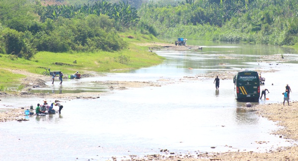 El-rio-Palo-muere-al-ritmo-de-la-mineria-y-la-contaminacion1.jpg