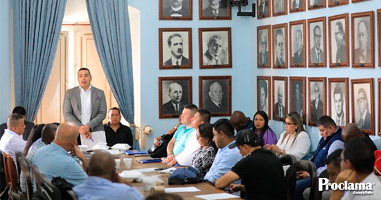 Gobernador-y-alcaldes-construyen-agendas-por-la-paz-en-el-Cauca.jpg