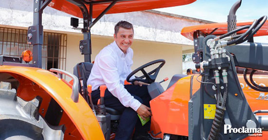 Popayan-recibe-maquinaria-para-fortalecer-el-sector-agropecuario-1.jpg