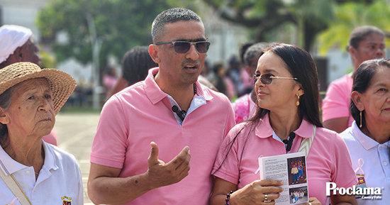 Caloto-se-une-en-caminata-contra-el-Cancer-de-Mama.jpg