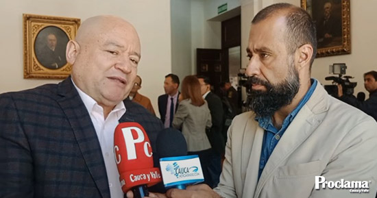 Congreso-busca-ofrecer-garantias-a-familias-que-acepten-sustitucion-voluntaria-de-cultivos-ilicitos-Senador-Julian-Gallo-1.jpg