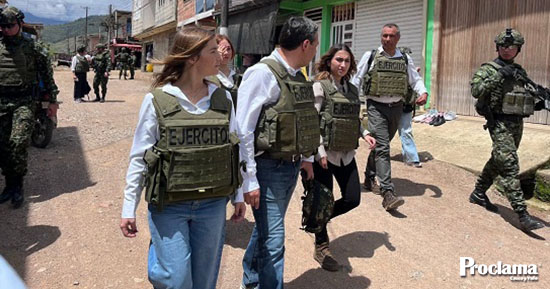 Laura-Sarabia-visita-de-ministros-a-El-Plateado-recupera-confianza2-1.jpg