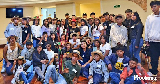 Ninos-de-Inza-Cauca-realizan-intercambio-cultural-en-Bogota3.jpg