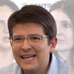 PELEAS AL INTERIOR DEL CENTRO DEMOCRÁTICO
