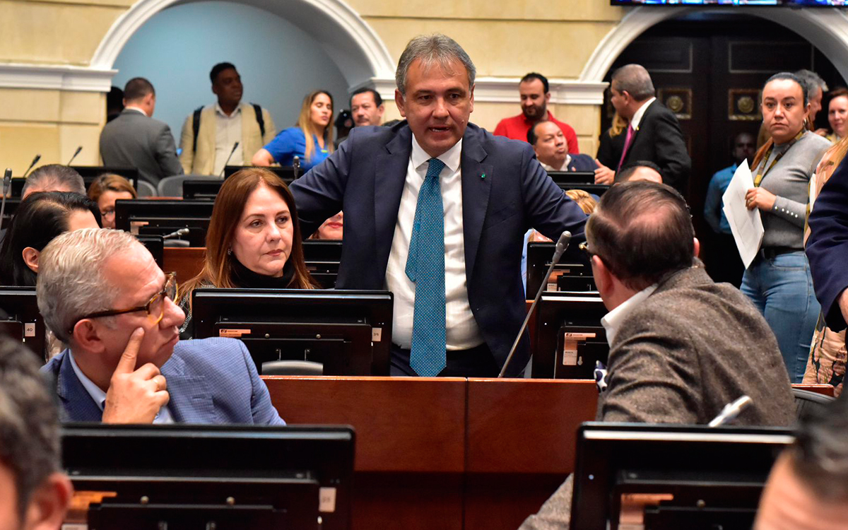 Buscan-garantias-para-los-partidos-politicos-declarados-independientes.jpg