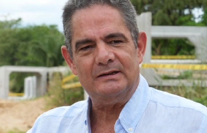 VARGAS LLERAS Y SU LLAMADO A LLEGAR UNIDOS VARGAS LLERAS Y SU LLAMADO A LLEGAR UNIDOS