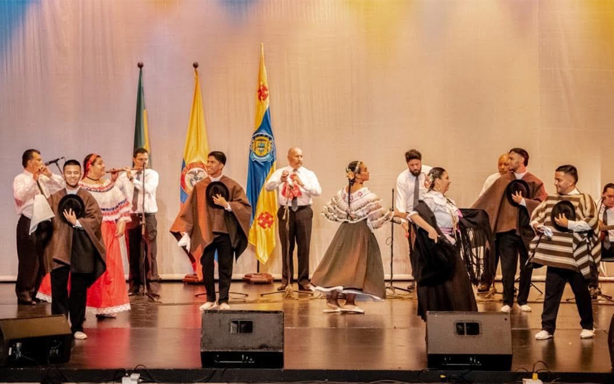 Con-serenata-chirimera-Popayan-celebro-su-488°-aniversario.jpg