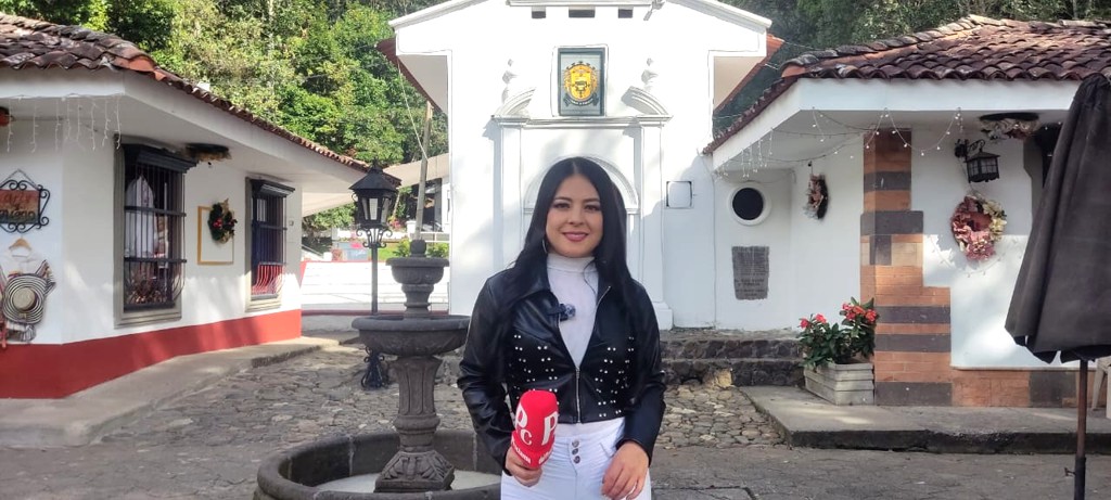 Dianey-Hoyos-la-estrella-de-Argelia-y-del-Cauca-Portada.jpg