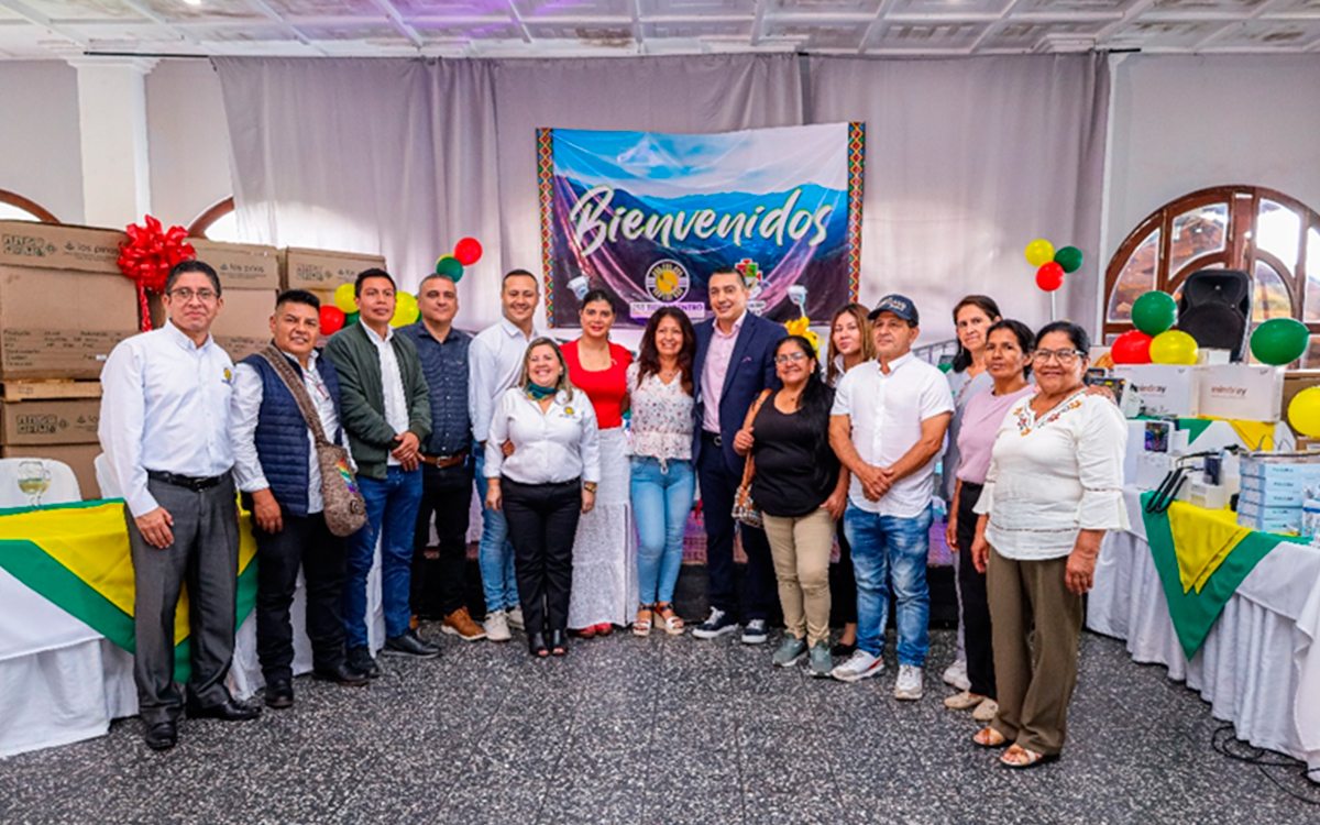 Gobernacion-entrega-equipos-biomedicos-en-el-oriente-caucano.jpg