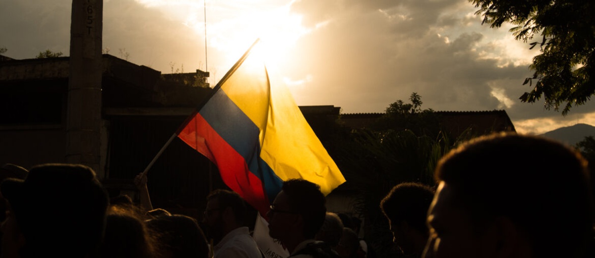 La-ridicula-hipocresia-de-la-indignacion-selectiva.jpg