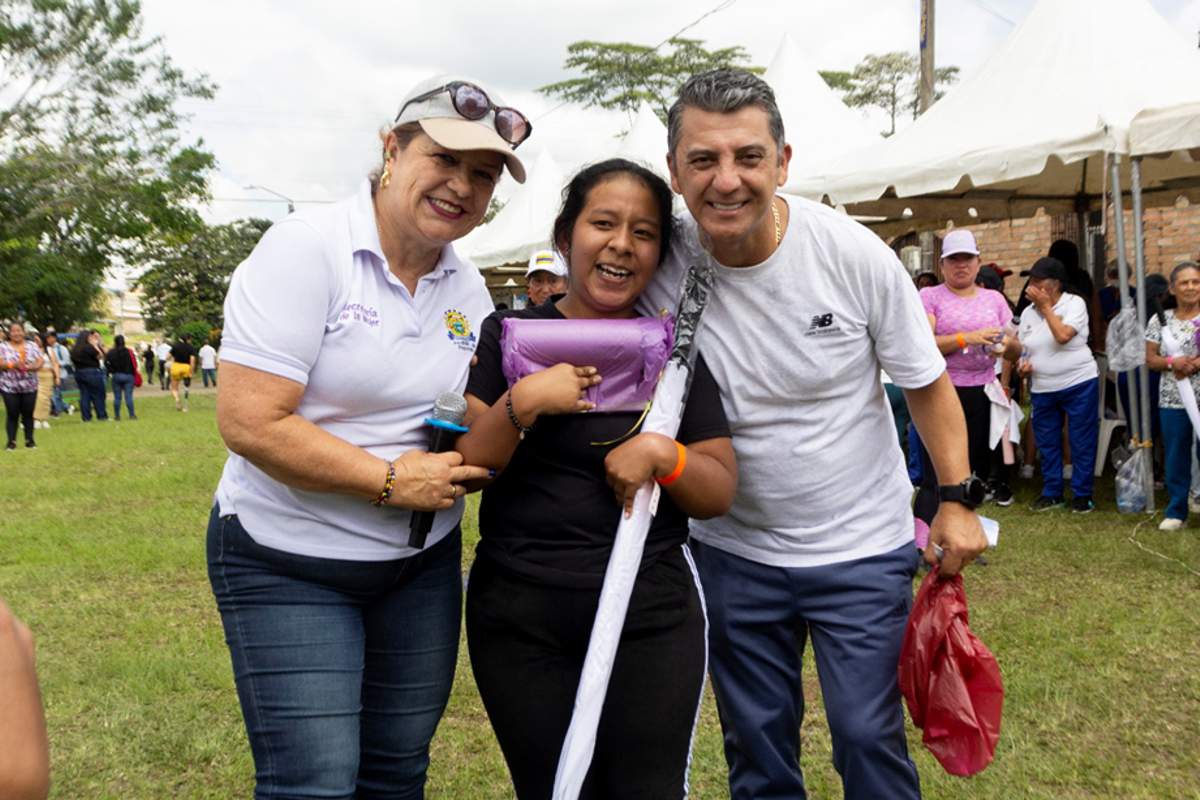 Mas-de-200-mujeres-participaron-de-la-Feria-de-Cuidado-en-Julumito-Popayan.jpg