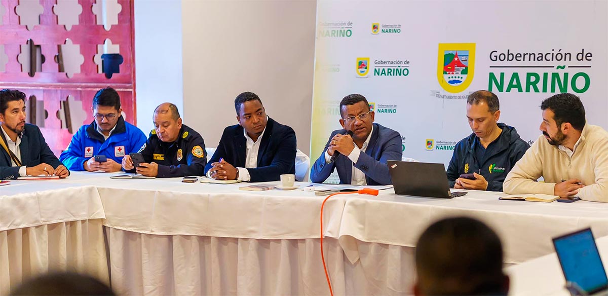Gobernador-de-Narino-lidera-acciones-para-atender-emergencia-vial-en-el-corredor-Pasto-Popayan.jpg