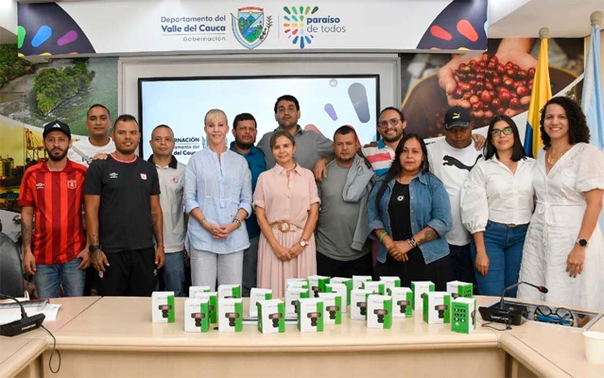 Gobernadora-lidera-reactivacion-de-la-Mesa-de-Barrismo-Social.jpg