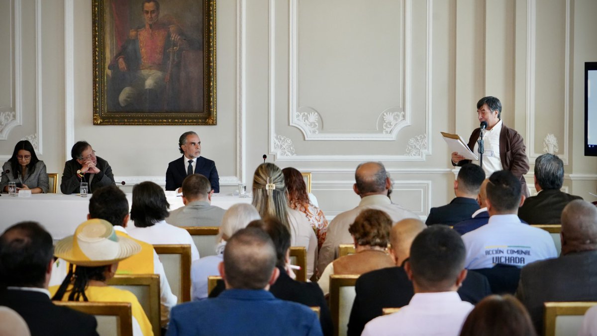 Accion-Comunal-respalda-Consulta-Popular-del-Gobierno.jpg