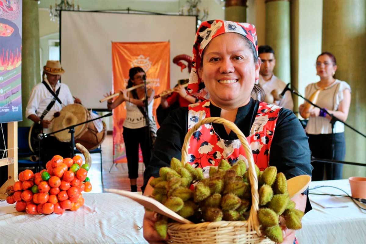 En-Popayan-se-cocina-y-se-defiende-la-vida-en-las-plazas-de-mercado2.jpg