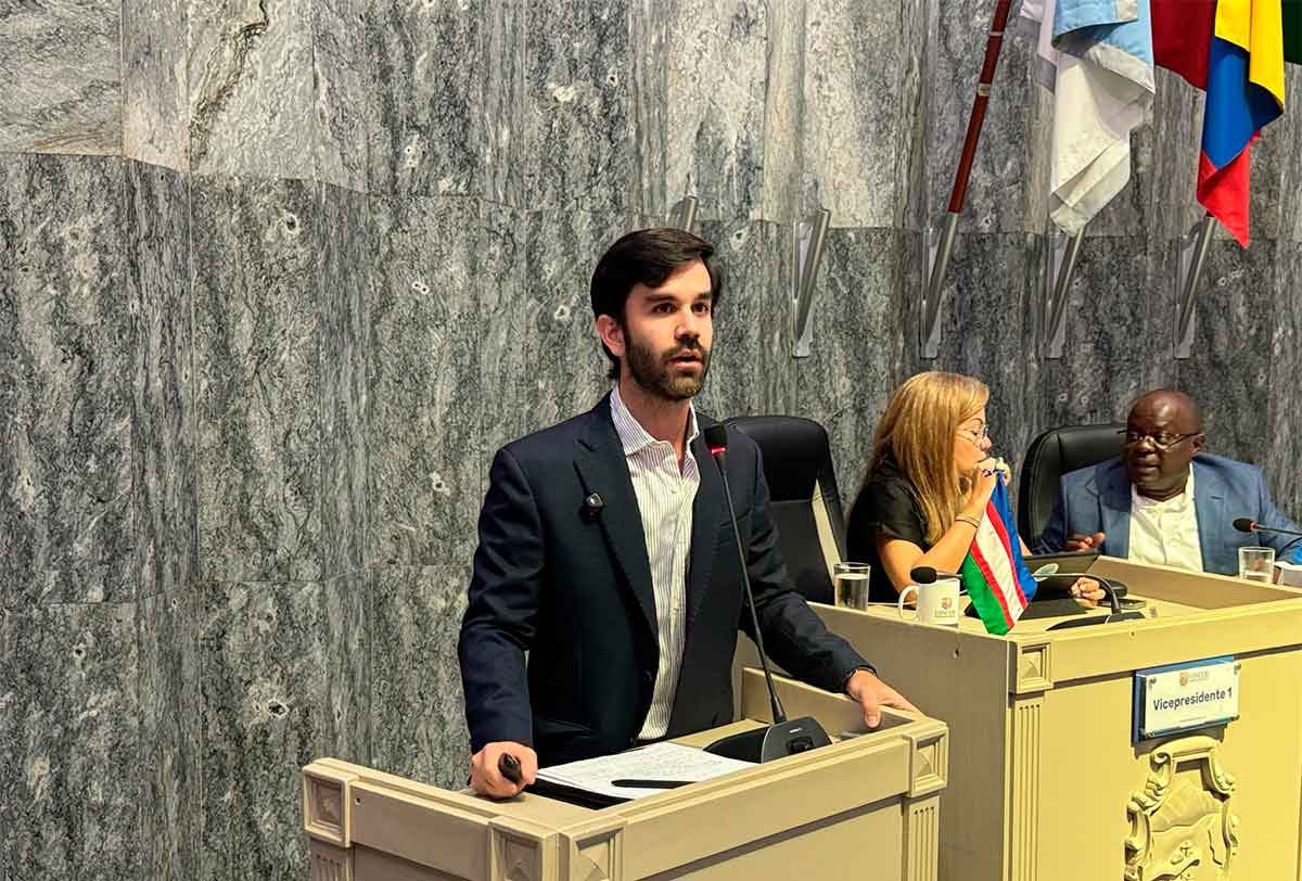 Secretaria-de-Movilidad-enfrenta-debate-por-contratos-y-recaudos.jpg