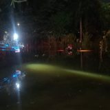 De película: Carro cayó al Lago La Babilla en Cali