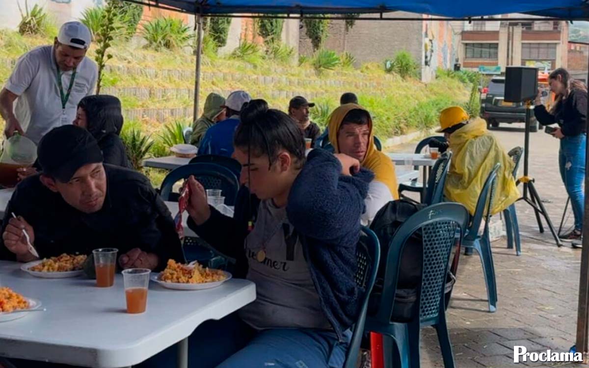 Cuando-el-Estado-sí-es-un-abrazo-real-2