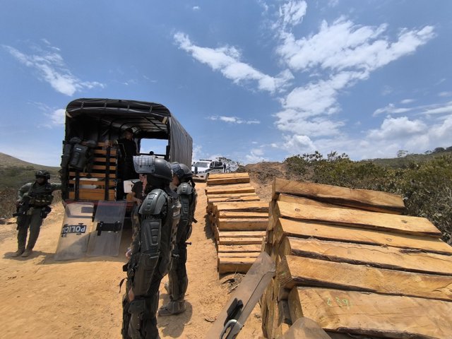 Desalojan asentamiento en predio de la hacienda Japio5 Desalojan asentamiento en predio de la hacienda Japio5