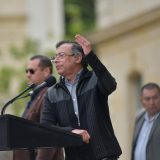 Petro denuncia complot tras carta de Leyva