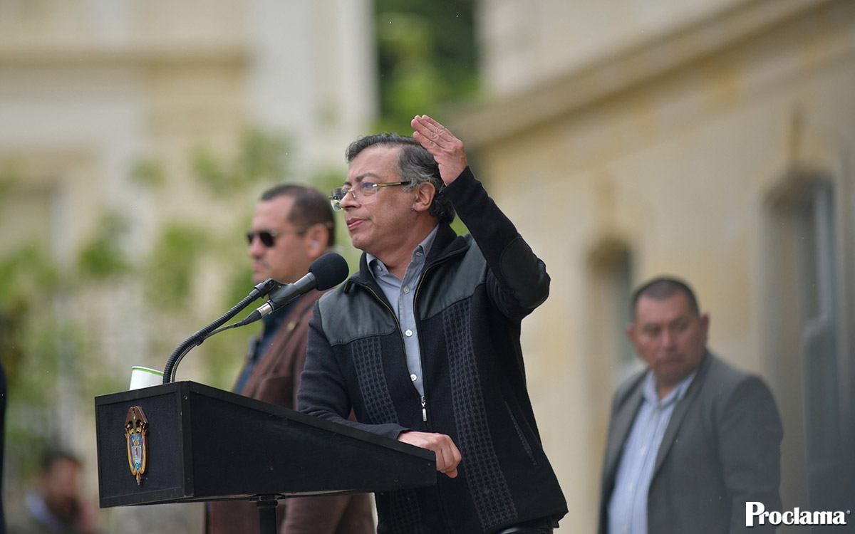 Petro-denuncia-complot-tras-carta-de-Leyva