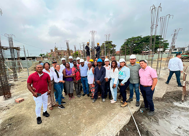 Puerto-Tejada-estrena-centro-de-salud-y-vías