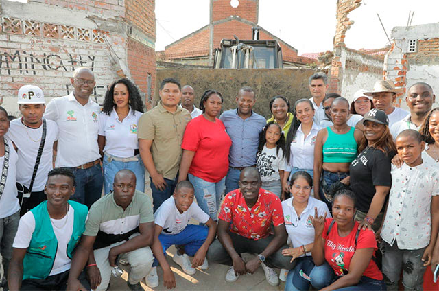 Puerto-Tejada-estrena-centro-de-salud-y-vías2