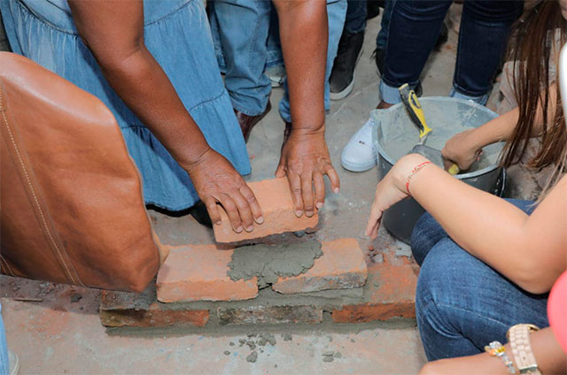 Puerto-Tejada-estrena-centro-de-salud-y-vías3