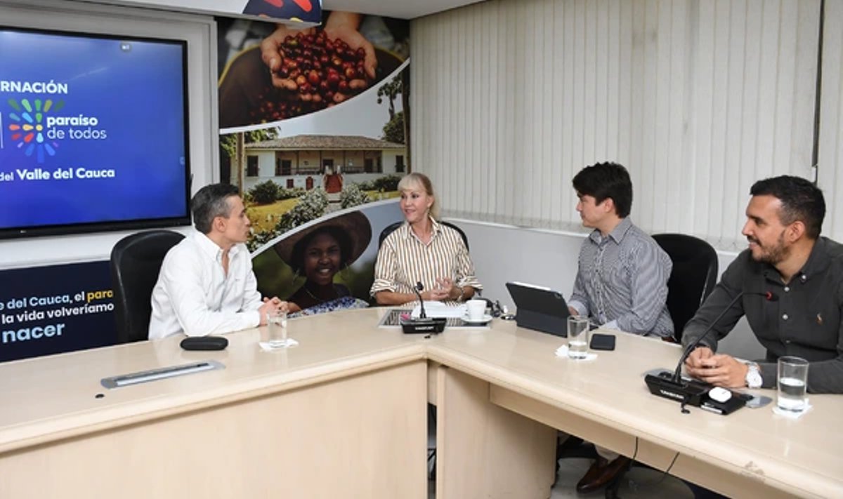 VALLEmplea-conecta-jovenes-con-empresas-del-Valle.jpg