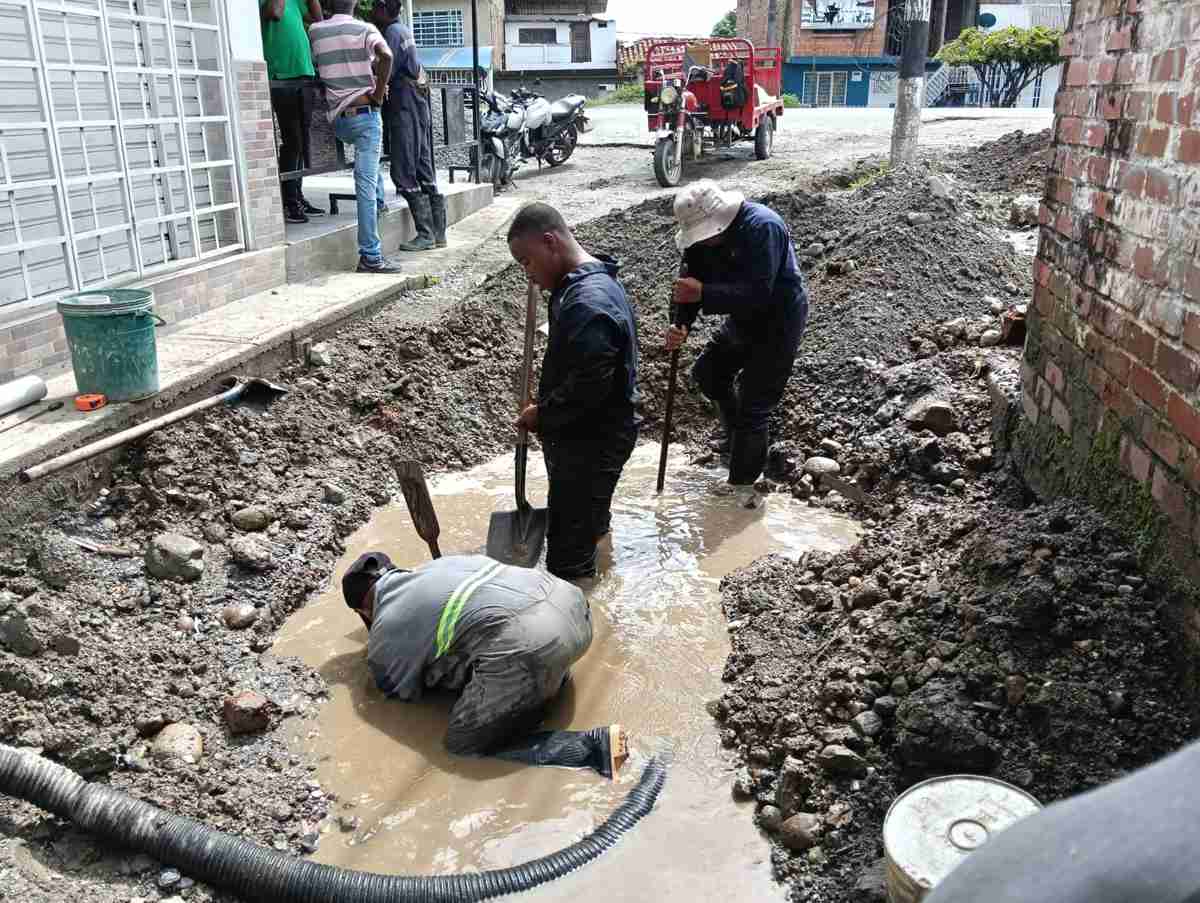 Afrocaucana-de-Aguas-responde-a-denuncias-ciudadanas.jpg