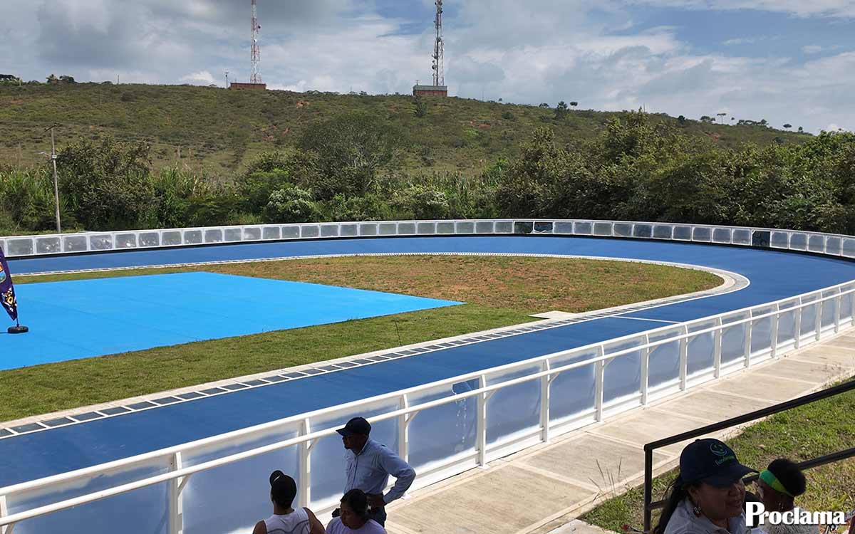 Caloto-estrena-pista-de-patinaje-olímpica Caloto-estrena-pista-de-patinaje-olímpica