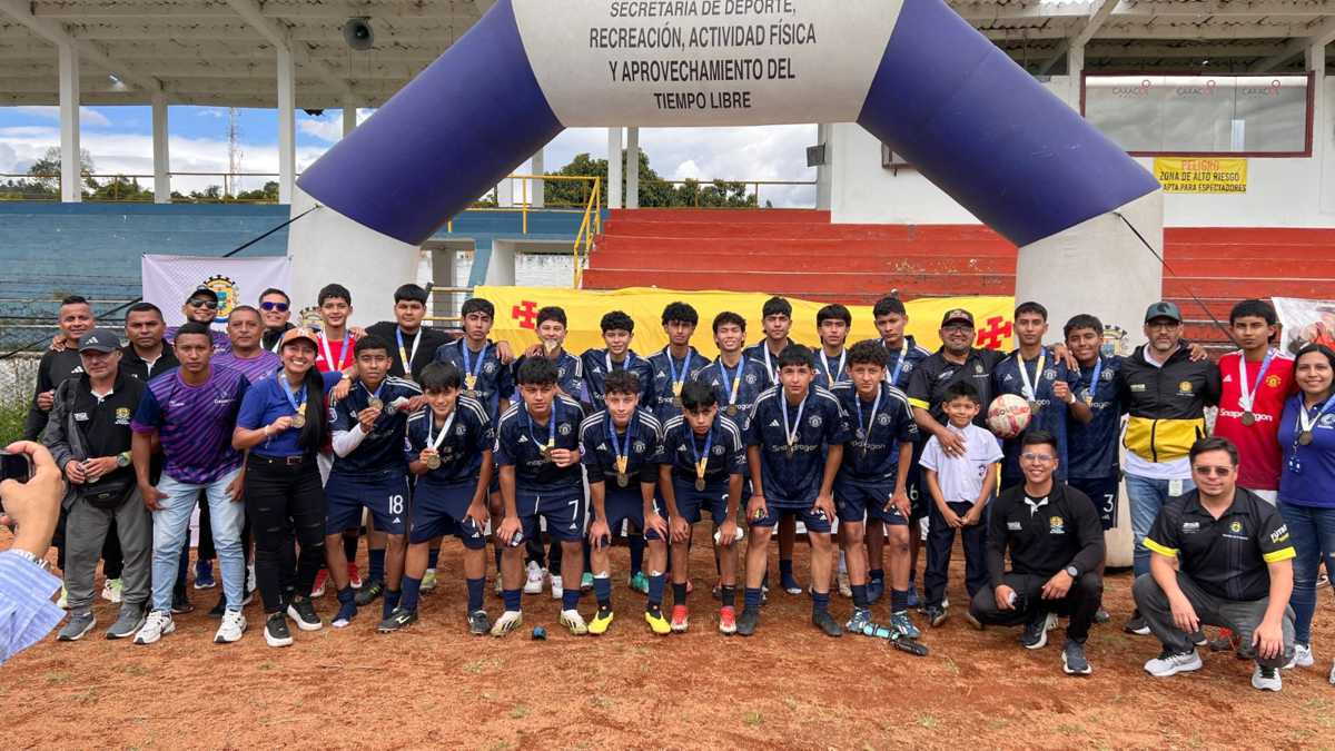 Colegio-Tecnico-Comfacauca-conquista-titulo-en-Intercolegiados.jpg