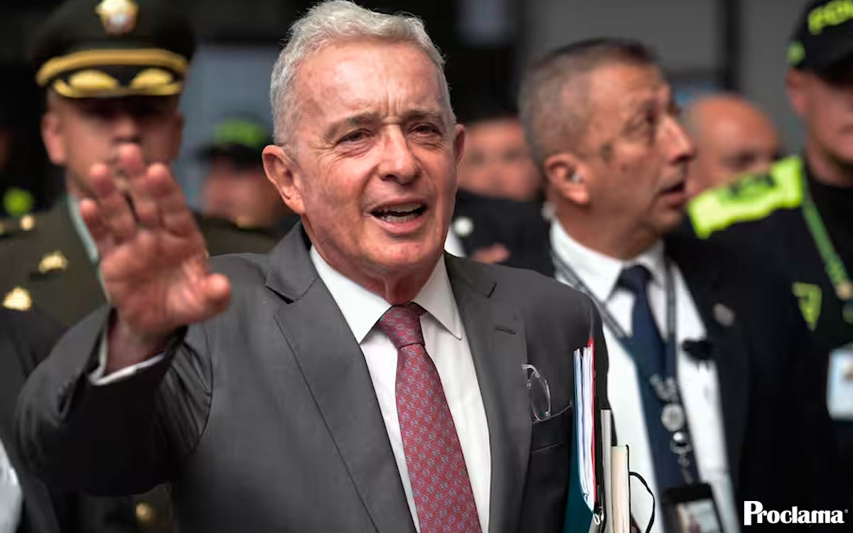 Fiscalía-pide-condena-contra-Álvaro-Uribe Fiscalía-pide-condena-contra-Álvaro-Uribe