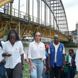 Gobernadora del Chocó verifica avances de obras estratégicas