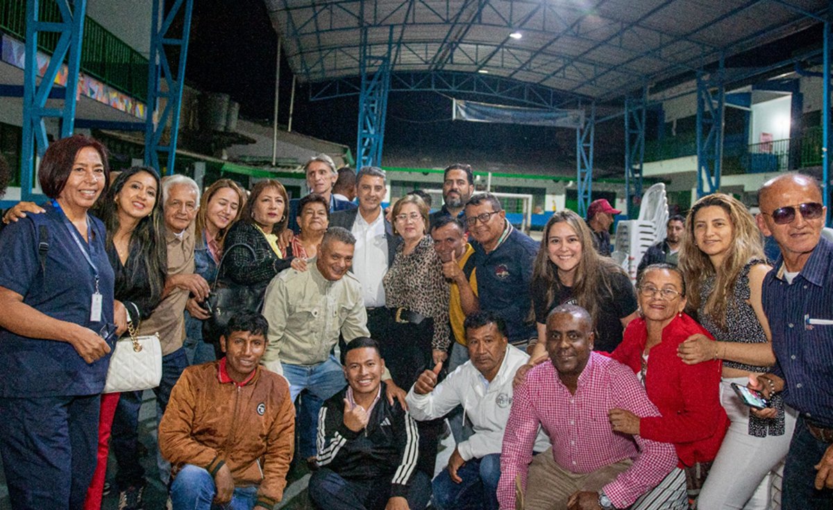 La-Alcaldia-abre-dialogo-con-la-comuna-2-de-Popayan.jpg