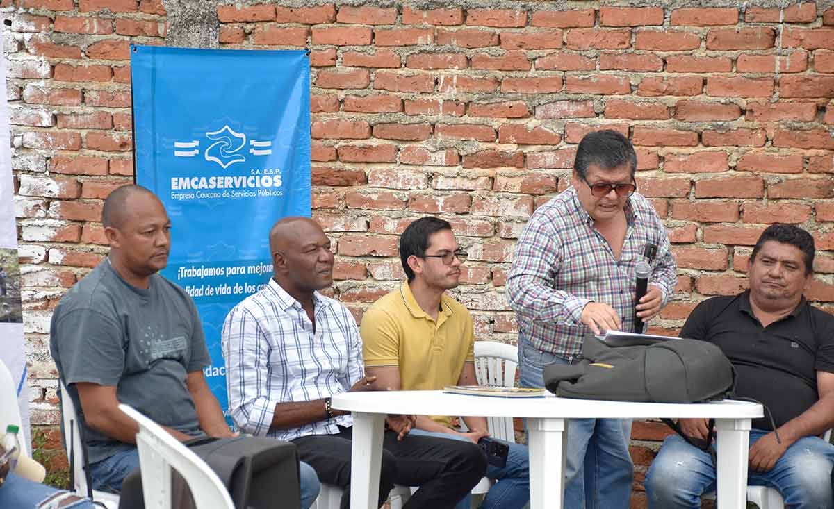 Proyecto-de-alcantarillado-transformara-vidas-en-Guachene.jpg