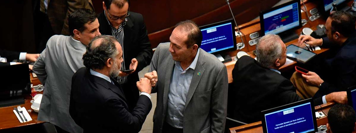 SALVADAS-LAS-REFORMAS-PENSIONAL-Y-LABORAL-TRIUNFOS-AGRIDULCES.jpg