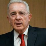 Uribe alerta sobre posible atentado en su contra