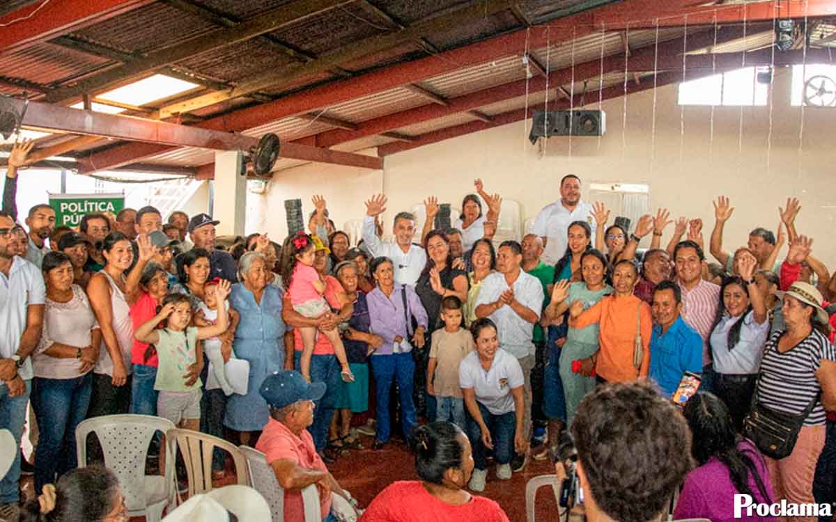 79-familias-de-Cajete-reciben-kits-agricolas.jpg
