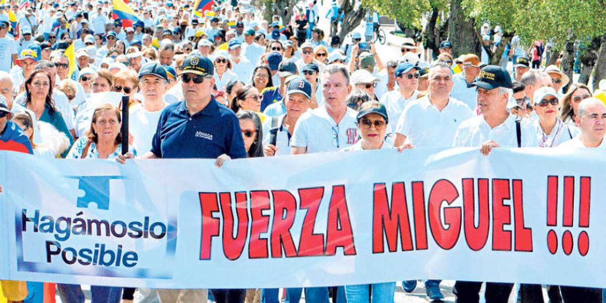EL-PRESIDENTE-MILAGRO-QUE-NECESITA-LA-DERECHA.jpg