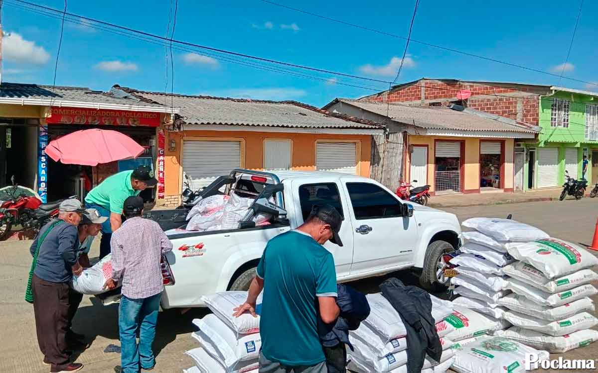 Familias-cafeteras-obtienen-descuentos-en-fertilizantes.jpg