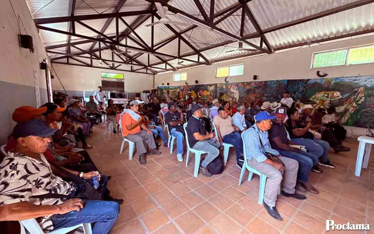 Ganaderos-y-Alcaldia-de-Suarez-sellan-acuerdo-rural.webp