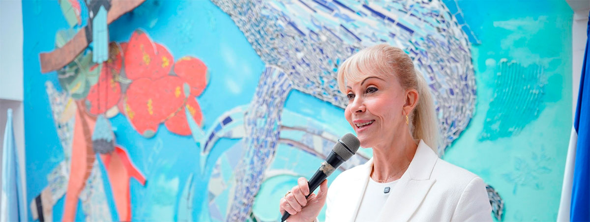 Gobernadora-del-Valle-Reconocida-como-Mujer-Influyente-2025-2.jpg